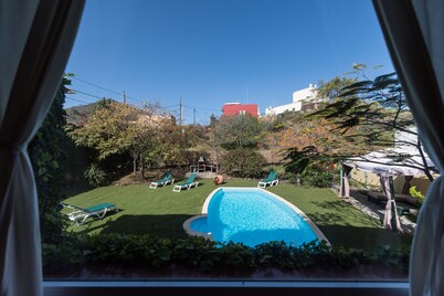 Chalet La Alpispa with private pool in Las Palmas.