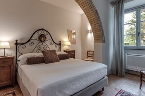 1 bedroom, iron/ironing board, travel crib, free WiFi