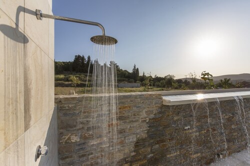 Luxusvilla mit eigenem Pool