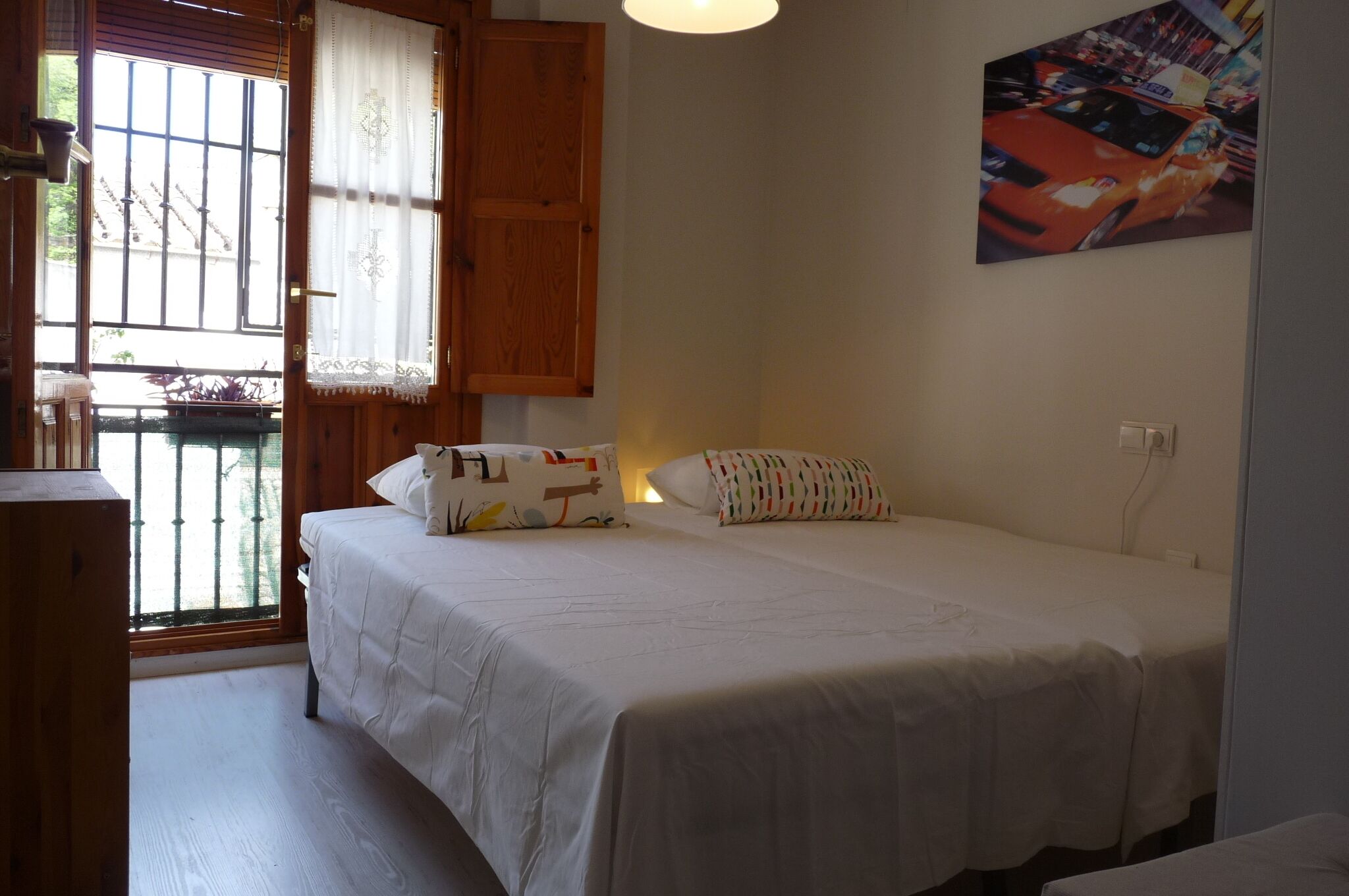 2 bedrooms, desk, iron/ironing board, travel cot