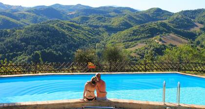 In Farmhouse independent apartment 2+2 people. Breathtaking view!