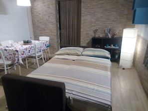 1 Schlafzimmer, Bügeleisen/Bügelbrett, kostenloses WLAN, Bettwäsche
