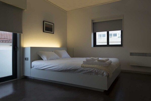 4 Schlafzimmer, Bügeleisen/Bügelbrett, kostenloses WLAN, Bettwäsche