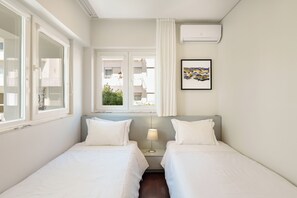 4 bedrooms, iron/ironing board, free WiFi, bed sheets - Apartment 4 bedrooms (2) - Porto (Porto)