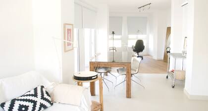 Bohemia Centerissä Malagassa