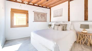 2 slaapkamers, een strijkplank/strijkijzer, reisbedje, internet