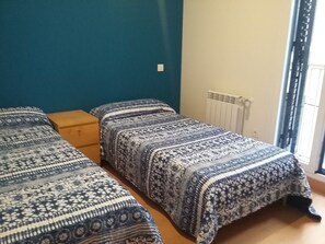 2 habitaciones, tabla de planchar con plancha y wifi gratis