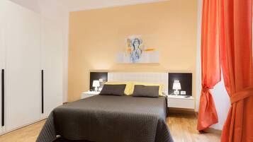 2 bedrooms, iron/ironing board, travel crib, free WiFi