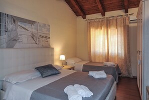 1 chambre, fer et planche à repasser, Wi-Fi, draps fournis