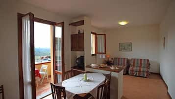 Apartment, 1 Bedroom, Terrace | In-room safe, individually decorated, individually furnished, desk