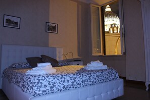 2 bedrooms, iron/ironing board, travel cot, free WiFi