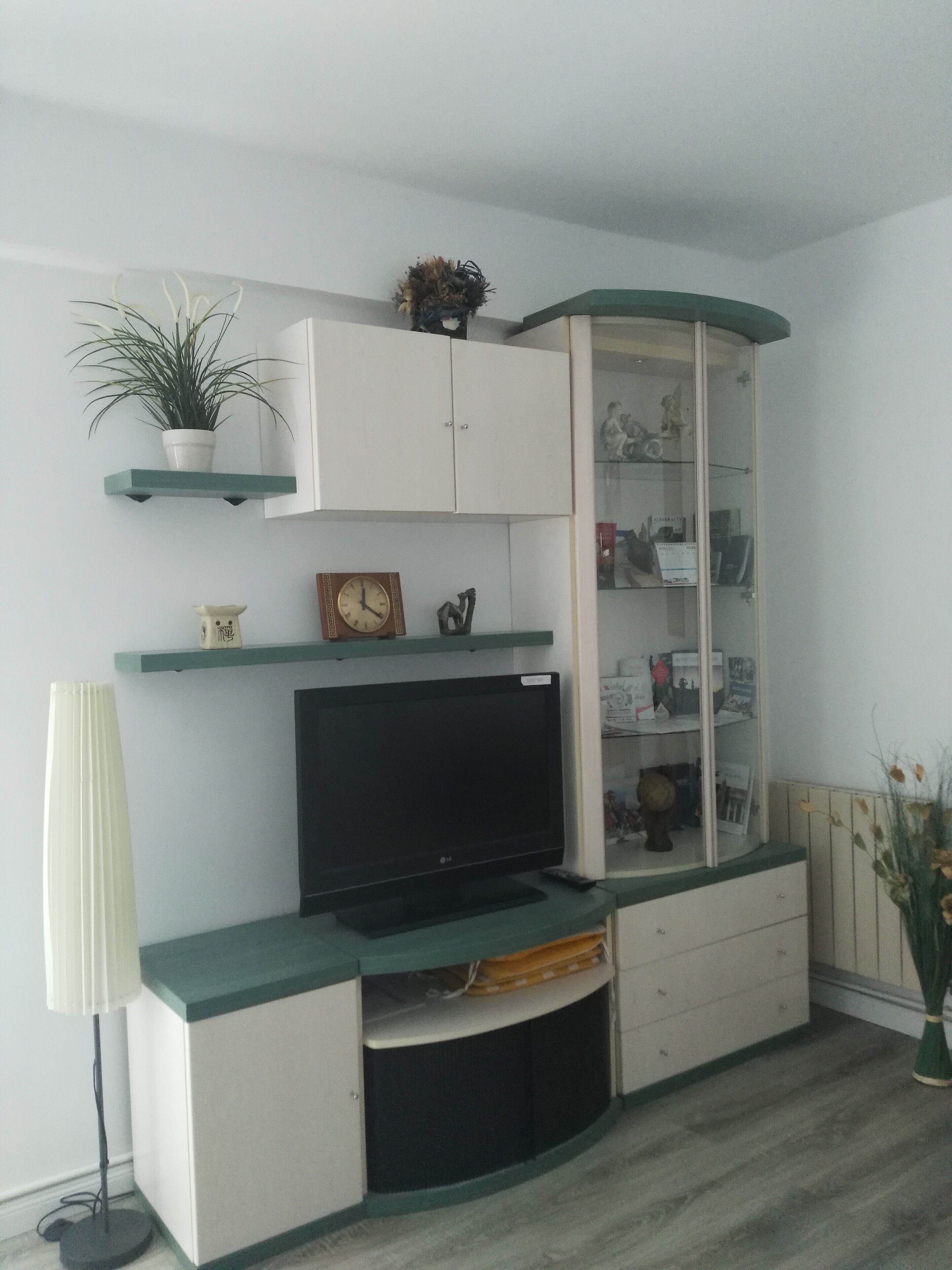 3 Schlafzimmer, Schreibtisch, Bügeleisen/Bügelbrett, WLAN