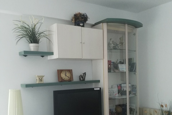 3 Schlafzimmer, Schreibtisch, Bügeleisen/Bügelbrett, WLAN
