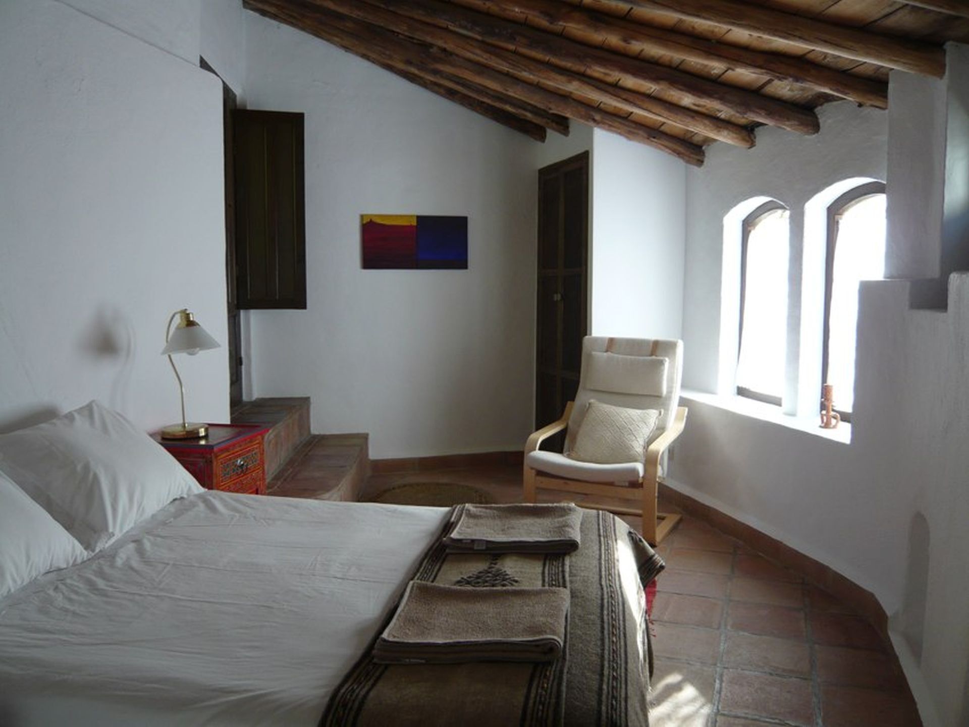 3 chambres, fer et planche à repasser, Wi-Fi, draps fournis