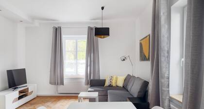 3 rooms modern, stunning & quiet flat for 6, Old Town, Warsaw