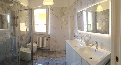 SIRMIONE PENTHOUSE LAKE VIEW CIN IT017179C2TL8GRZHV