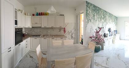 SIRMIONE PENTHOUSE LAKE VIEW CIN IT017179C2TL8GRZHV