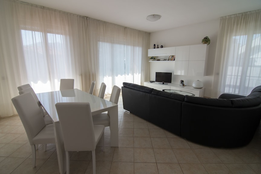 Silk House With Panoramic Terrace And Private Parking - Como