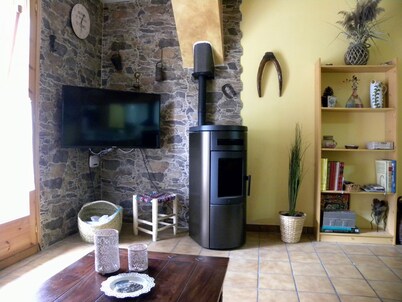 Apartment in Pirineo de LLeida. Cozy and close to activities all year round