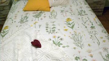 2 chambres, fer et planche Ă repasser, lit parapluie, Wi-Fi