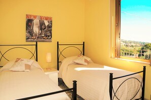 1 Schlafzimmer, Bügeleisen/Bügelbrett, Reisekinderbett, kostenloses WLAN