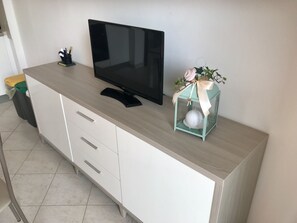Interior - new garden apartment (lerici)