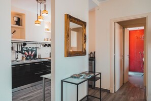 Fridge, microwave, stovetop, coffee/tea maker - Penthouse 261 at 4 Canti (Palermo)