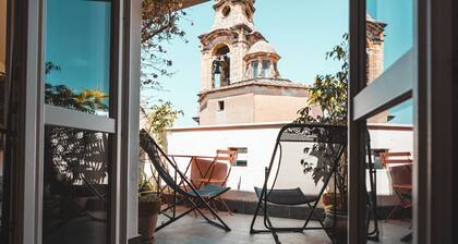 Penthouse 261 at 4 Canti