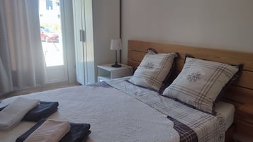 2 chambres, lit parapluie, Wi-Fi gratuit, draps fournis
