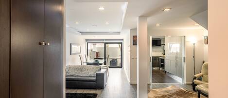 TV, DVD player, books