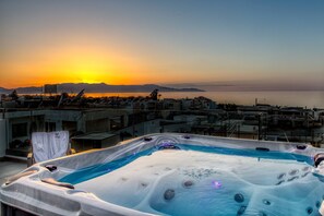 Baignoire à remous extérieure