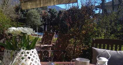 Renovierte und ruhige Ferienwohnung im Grünen