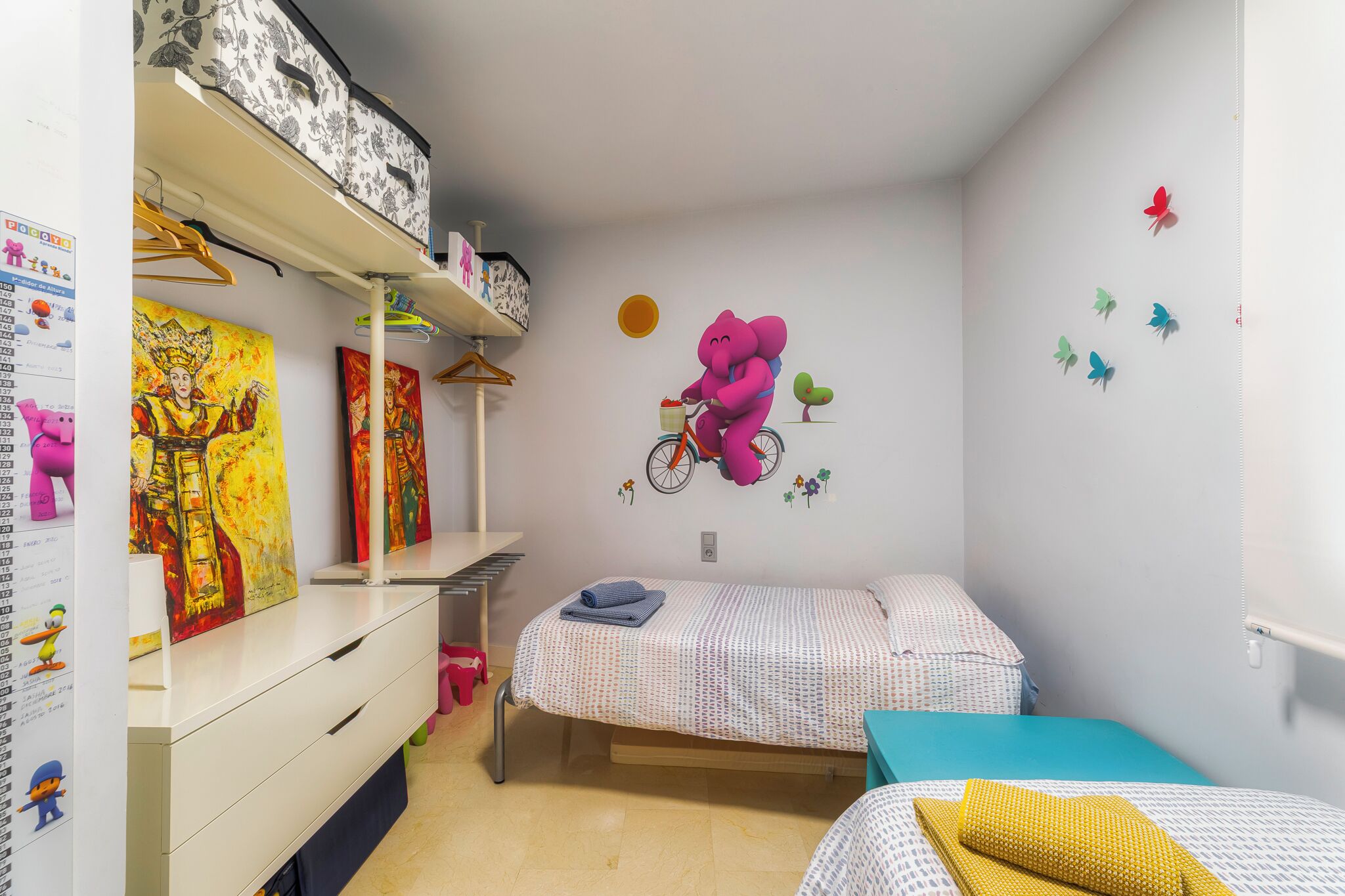 3 chambres, fer et planche à repasser, Wi-Fi, draps fournis