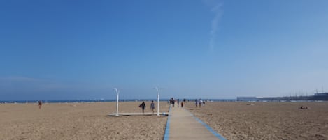 Vlak bij het strand