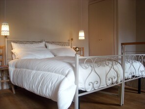 3 Schlafzimmer, Bügeleisen/Bügelbrett, WLAN, Bettwäsche