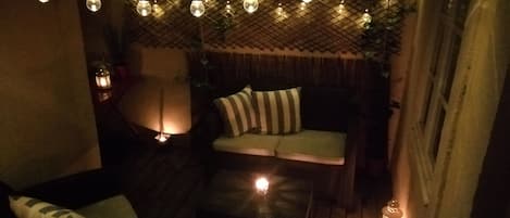 Tv, bøger, stereoanlæg