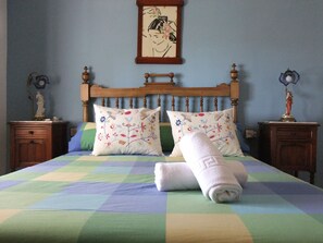 4 多间卧室、办公桌、隔音、熨斗/熨衣板