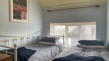 3 bedrooms, iron/ironing board, travel crib, free WiFi