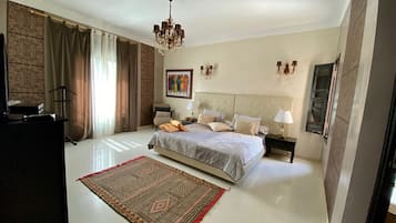 5 sovrum, värdeförvaringsskåp på rummet, strykjärn/strykbräda och wi-fi