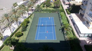 Sport court - APARTMENT WITH MAGNIFICENT VIEW AT THE BEACH (ALGARROBO COSTA - MÁLAGA)