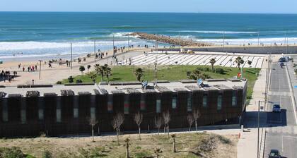 Rose's House to enjoy the beach and the city of Lisbon