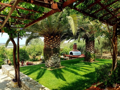 Aloni Haus, Familienurlaub, erholsamer und ruhiger Ort, Parkplatz, Garten