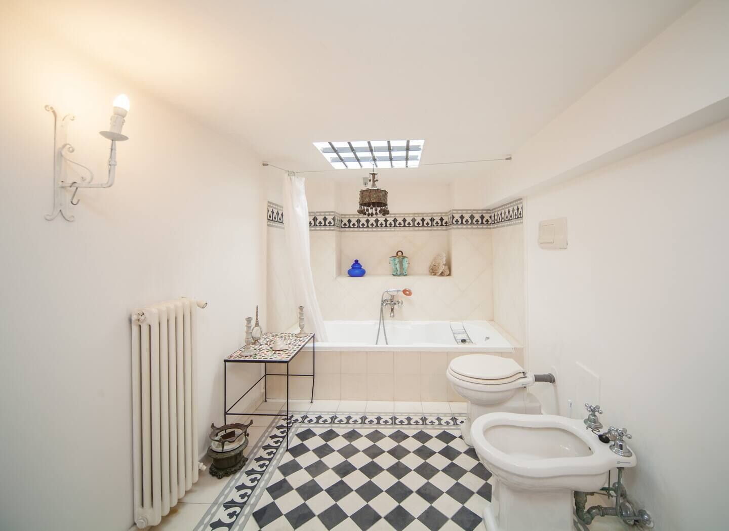 Combinazione doccia/vasca, asciugacapelli, bidet, asciugamani