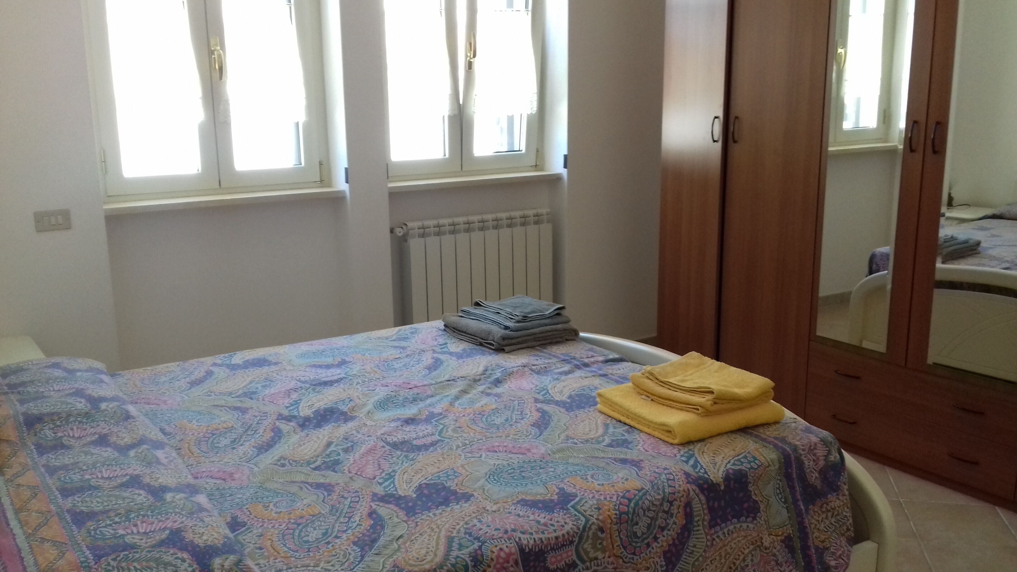 2 chambres, fer et planche à repasser, Wi-Fi gratuit, draps fournis