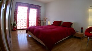 3 habitaciones, tabla de planchar con plancha y wifi gratis 
