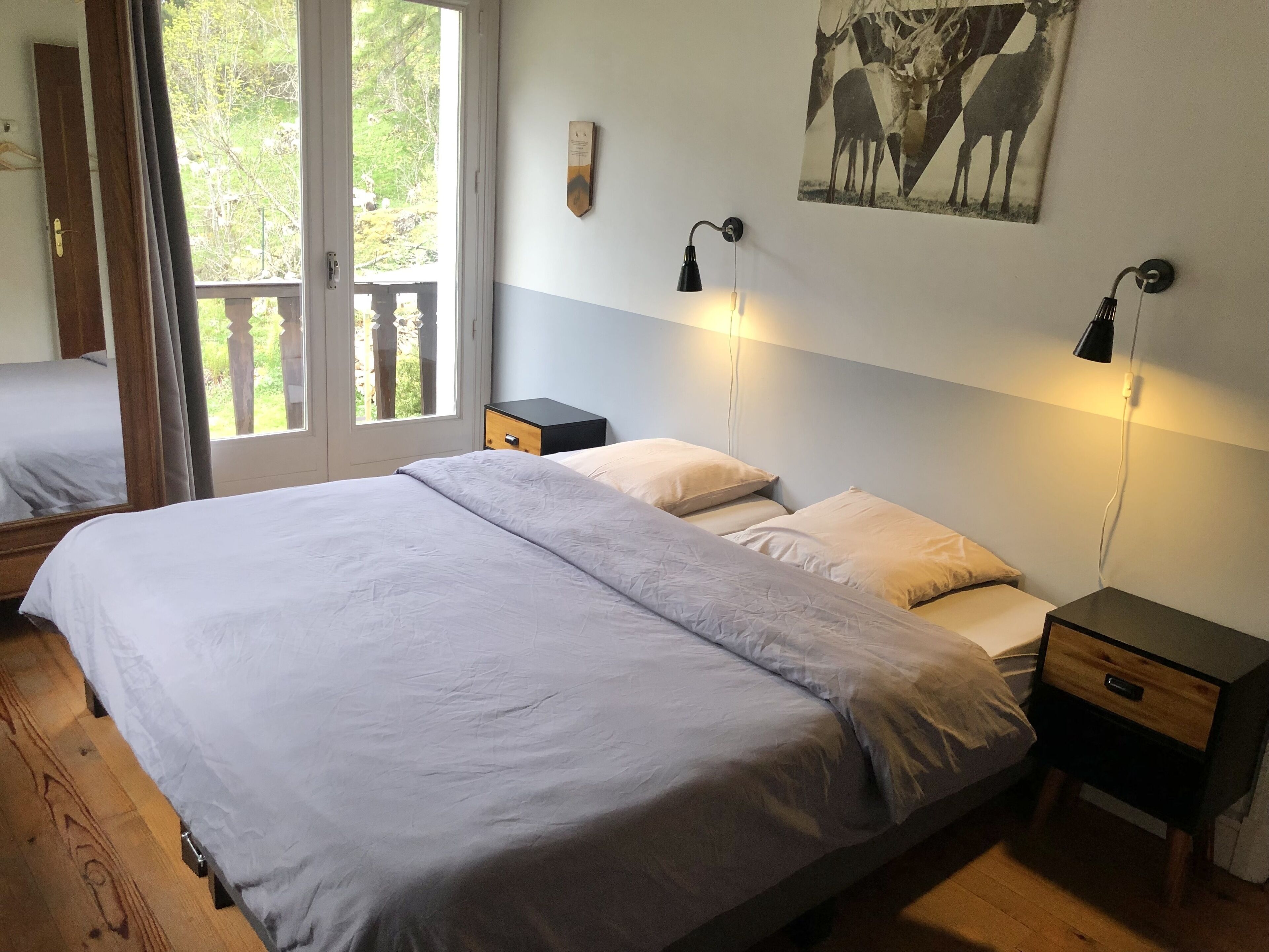 2 bedrooms, iron/ironing board, free WiFi, bed sheets