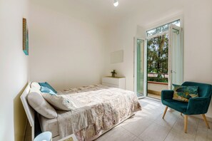 2 chambres, bureau, fer et planche à repasser, Wi-Fi gratuit