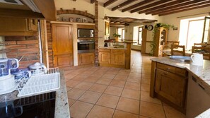 Fridge, microwave, oven, stovetop - Great cottage in Door CHOLET and close to Puy du Fou (Trémentines)