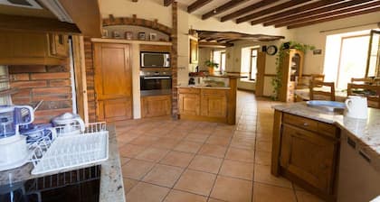 Great cottage in Door CHOLET and close to Puy du Fou