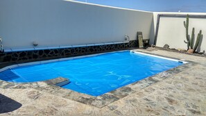 Outdoor pool, a heated pool - V PRINCESA, home with heated swimming pool, BBQ and free WIFI (Tías)